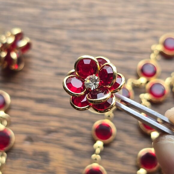 Swarovski Ruby red crystal vintage necklace/bracelet/earrings SET - Picture 6 of 13